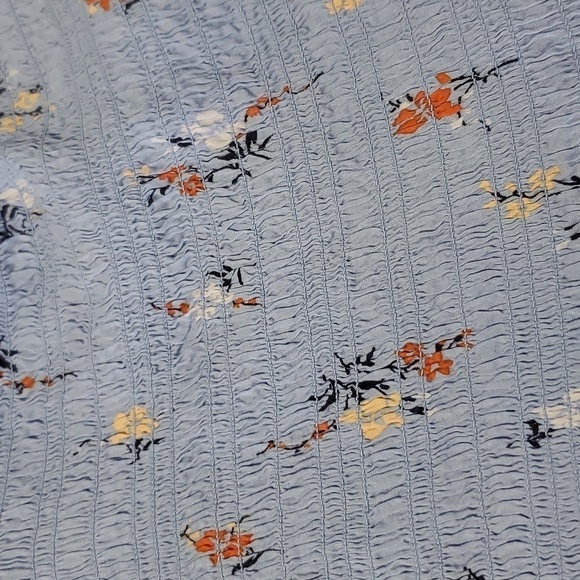 Madewell - Smocked Flutter-Sleeve Top in Aloha Floral - Picture 6 of 9